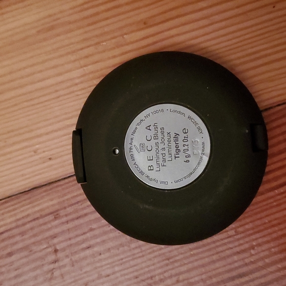 BN Becca Blush!! - Picture 3 of 3